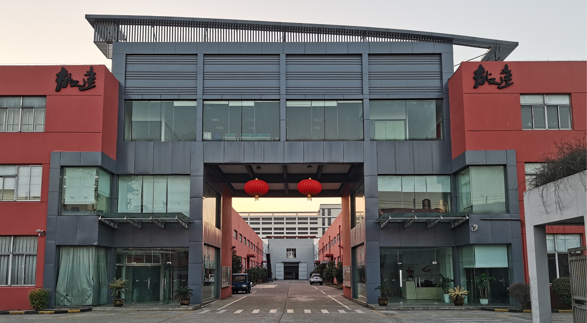 龙达数码印花解码迪士尼 IP 艺术密码—— 以高精度数码热转移面料领跑授权市场